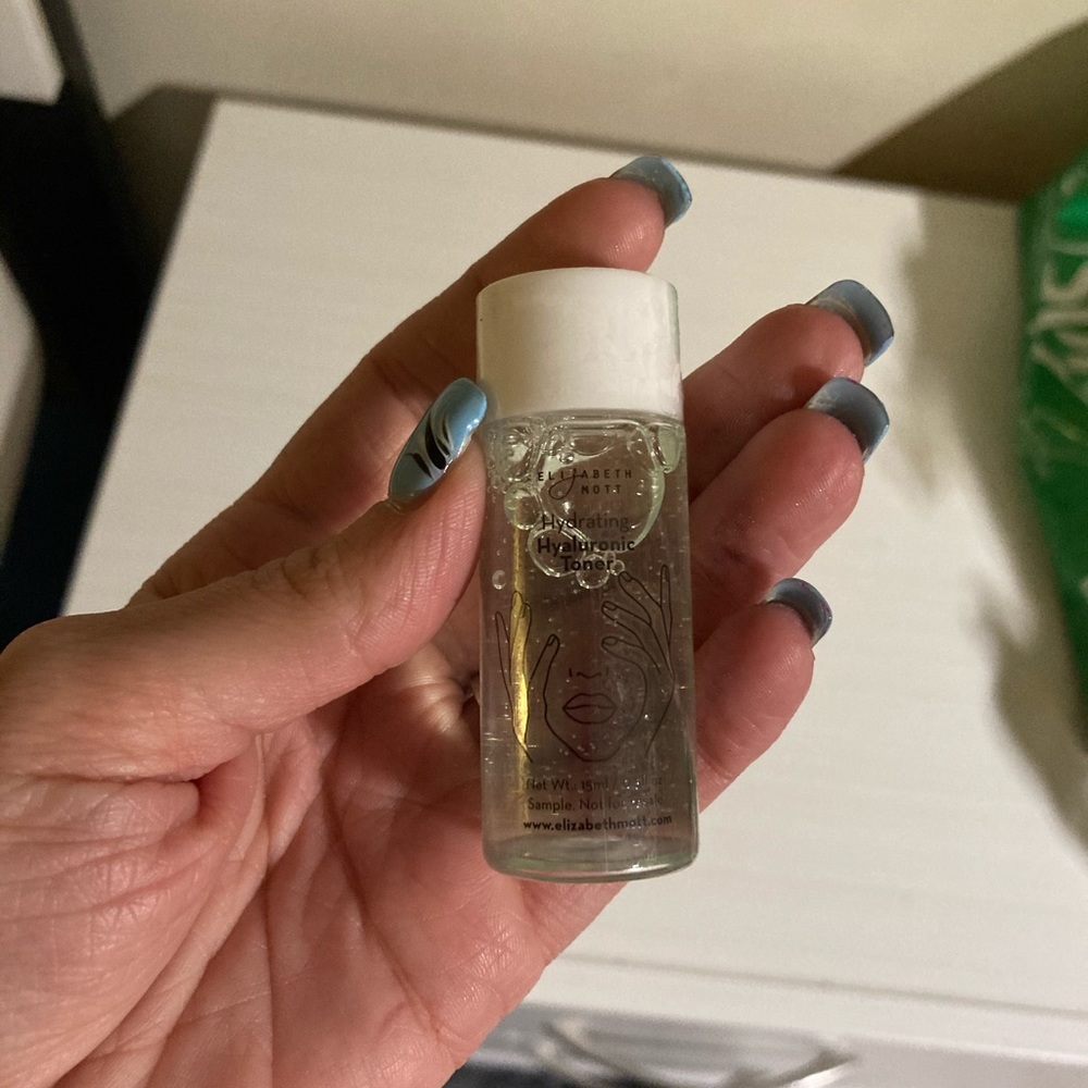 Hyaluronic toner